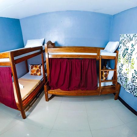 Amparo'S Tourist Inn - Coron Exteriér fotografie
