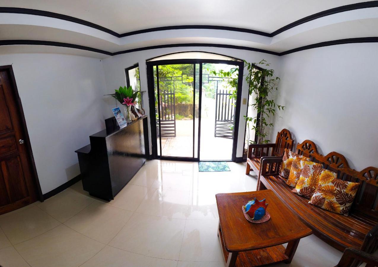 Amparo'S Tourist Inn - Coron Exteriér fotografie
