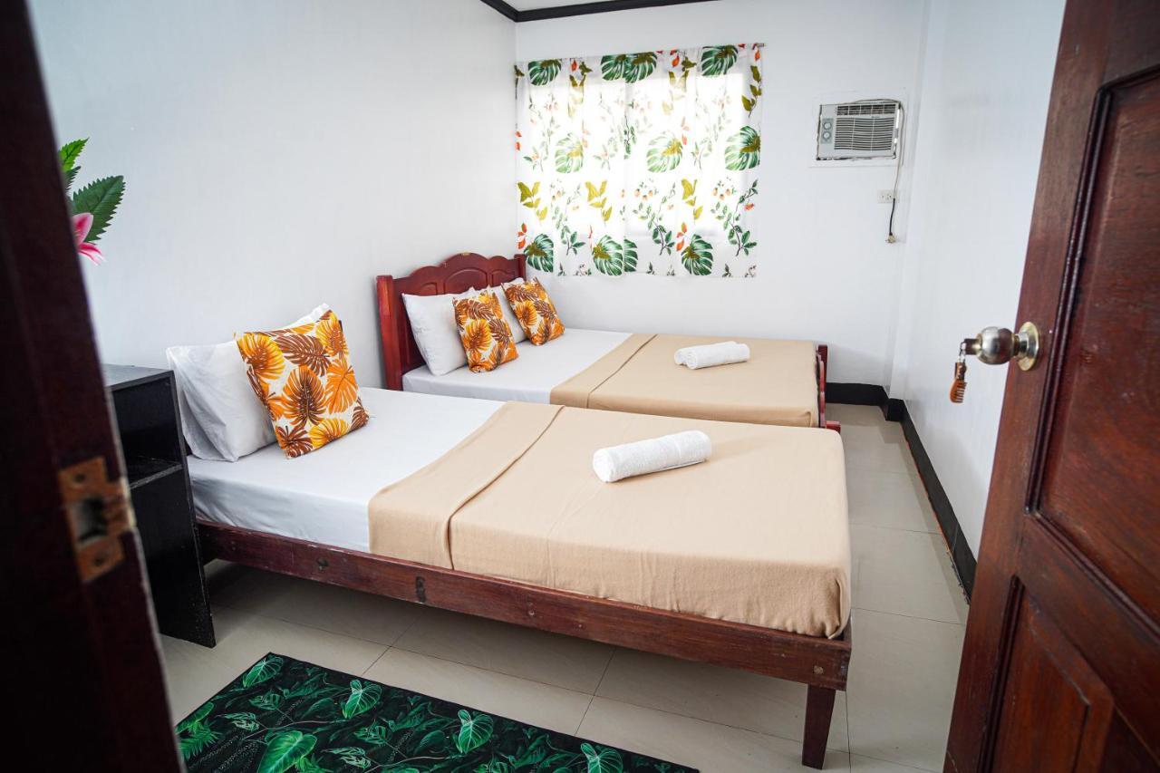 Amparo'S Tourist Inn - Coron Exteriér fotografie