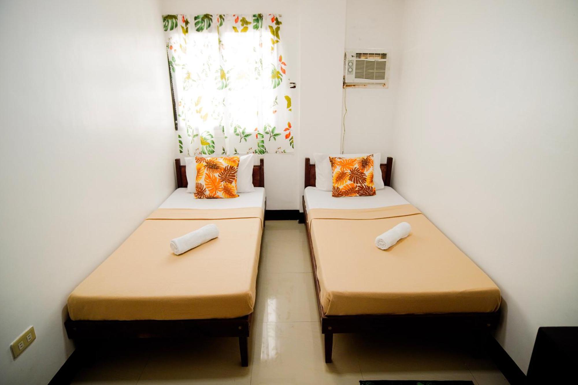 Amparo'S Tourist Inn - Coron Exteriér fotografie